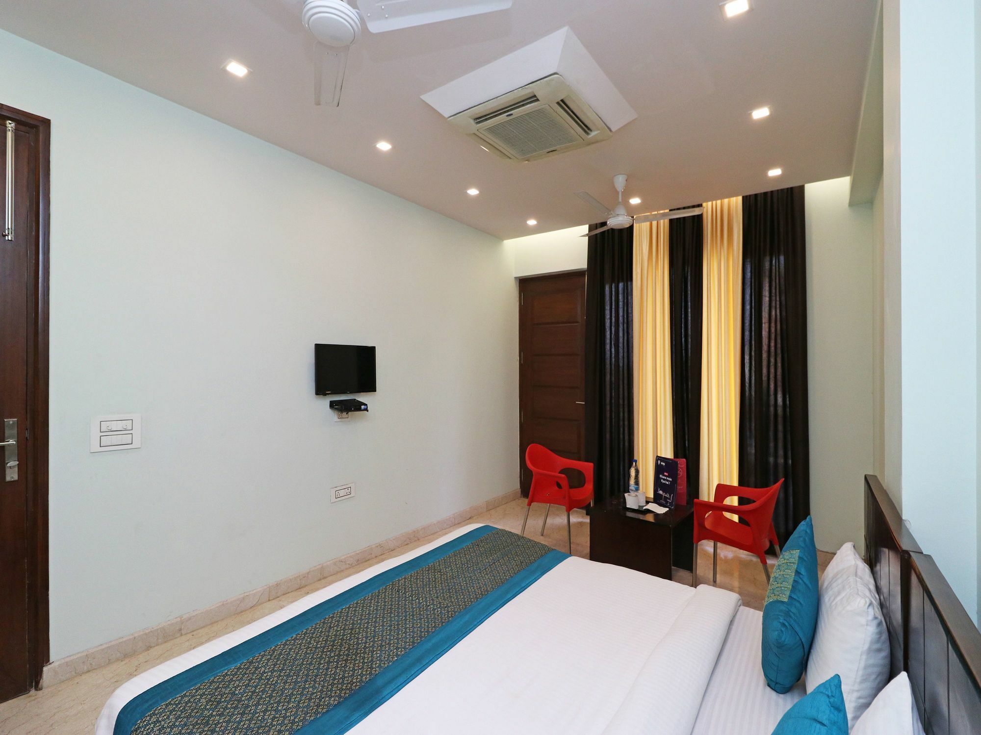 Oyo 9664 Sector 48 Otel Gurgaon Dış mekan fotoğraf